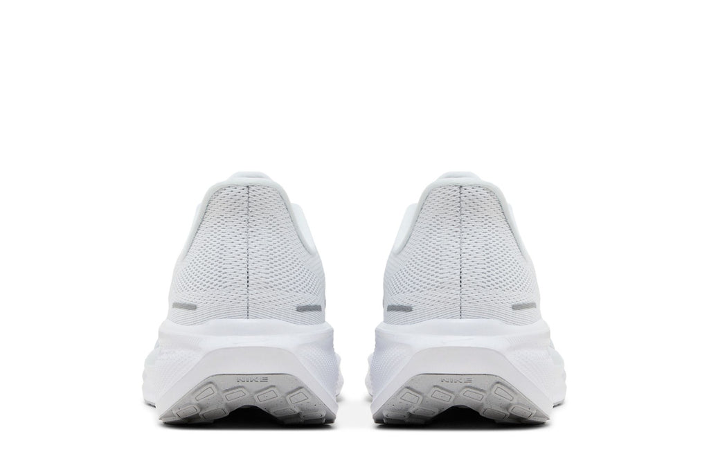 Nike Pegasus 41 – Blanc & Platine – vue 3