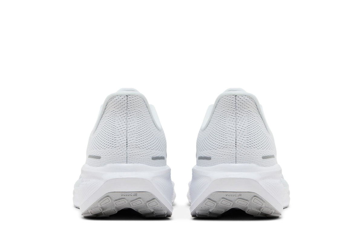 Nike Pegasus 41 – Blanc & Platine – vue 3