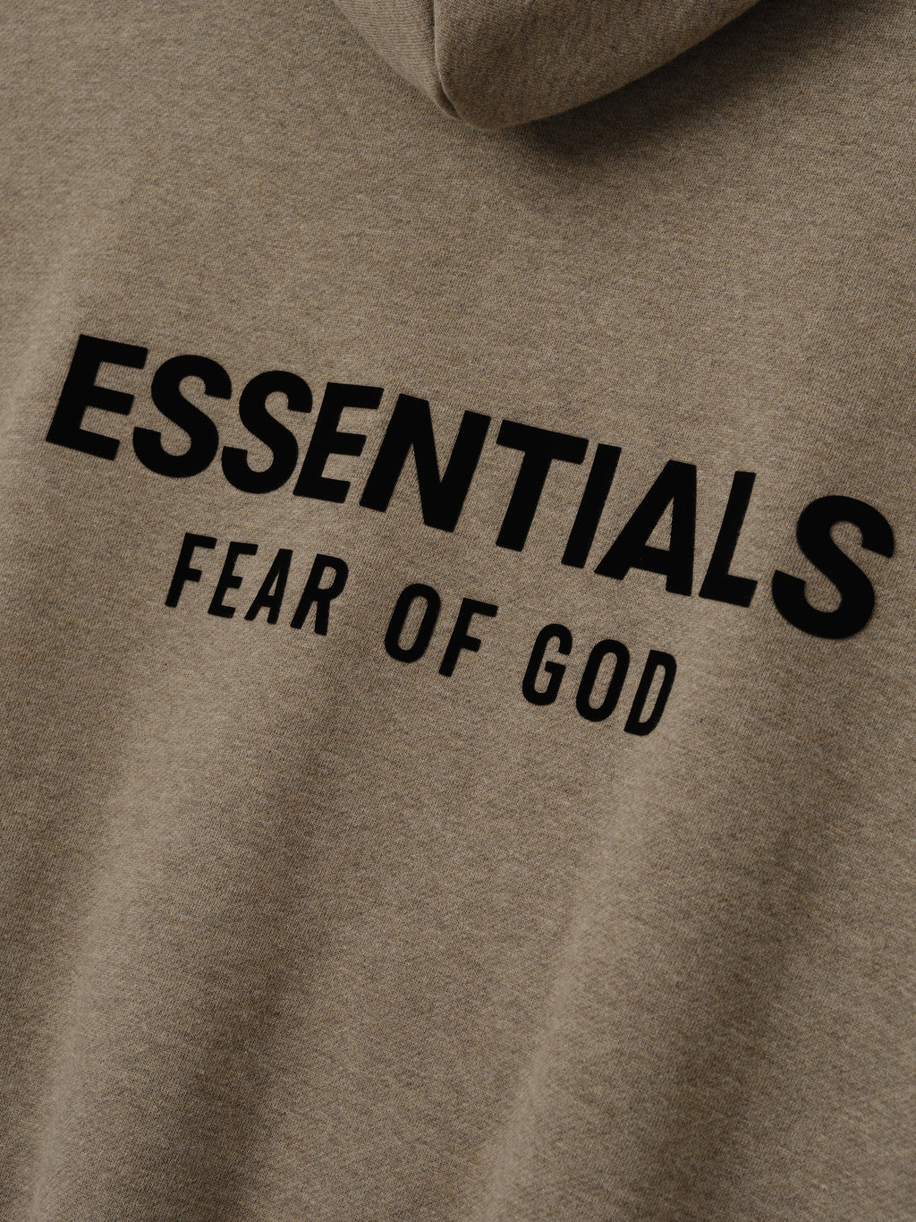 Essentials Classic Hoodie Homestead Heather - détail logo