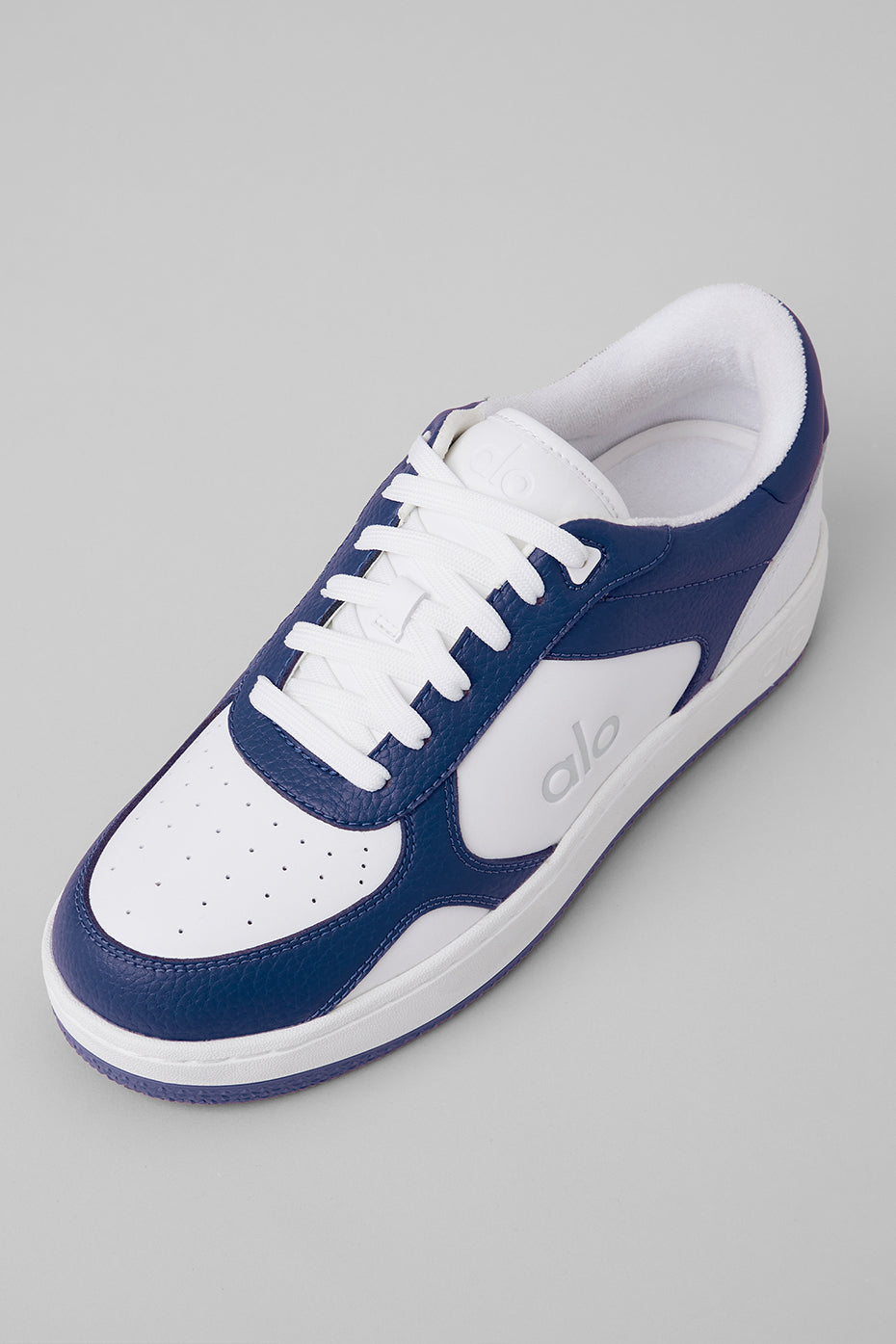 Alo Recovery Mode Sneaker – Bleu marine & Blanc – vue 3