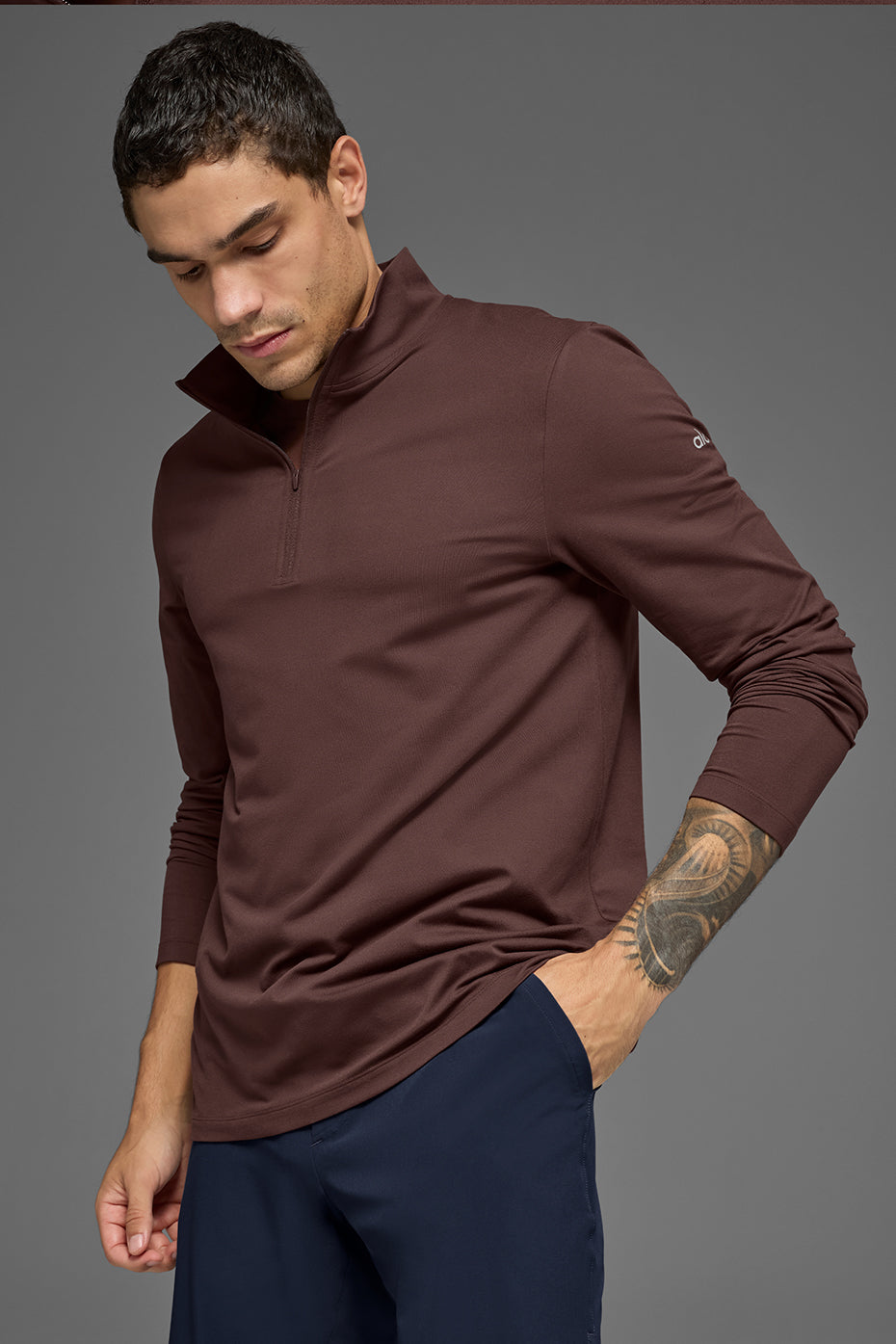 Alo Conquer 1/4 Zip Reform Long Sleeve Marron - photo 2