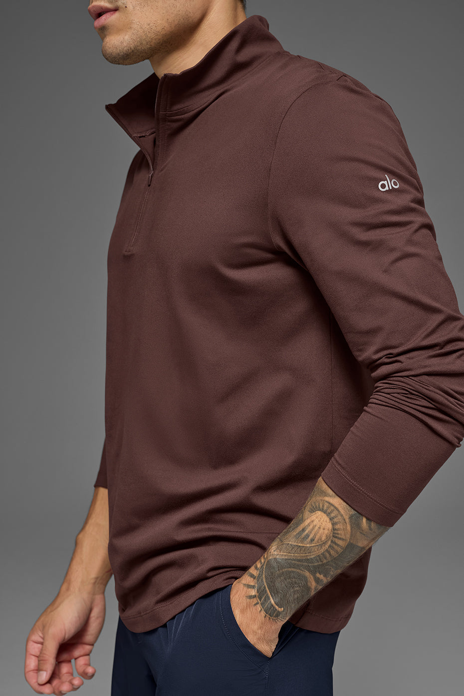 Alo Conquer 1/4 Zip Reform Long Sleeve Marron - photo 4