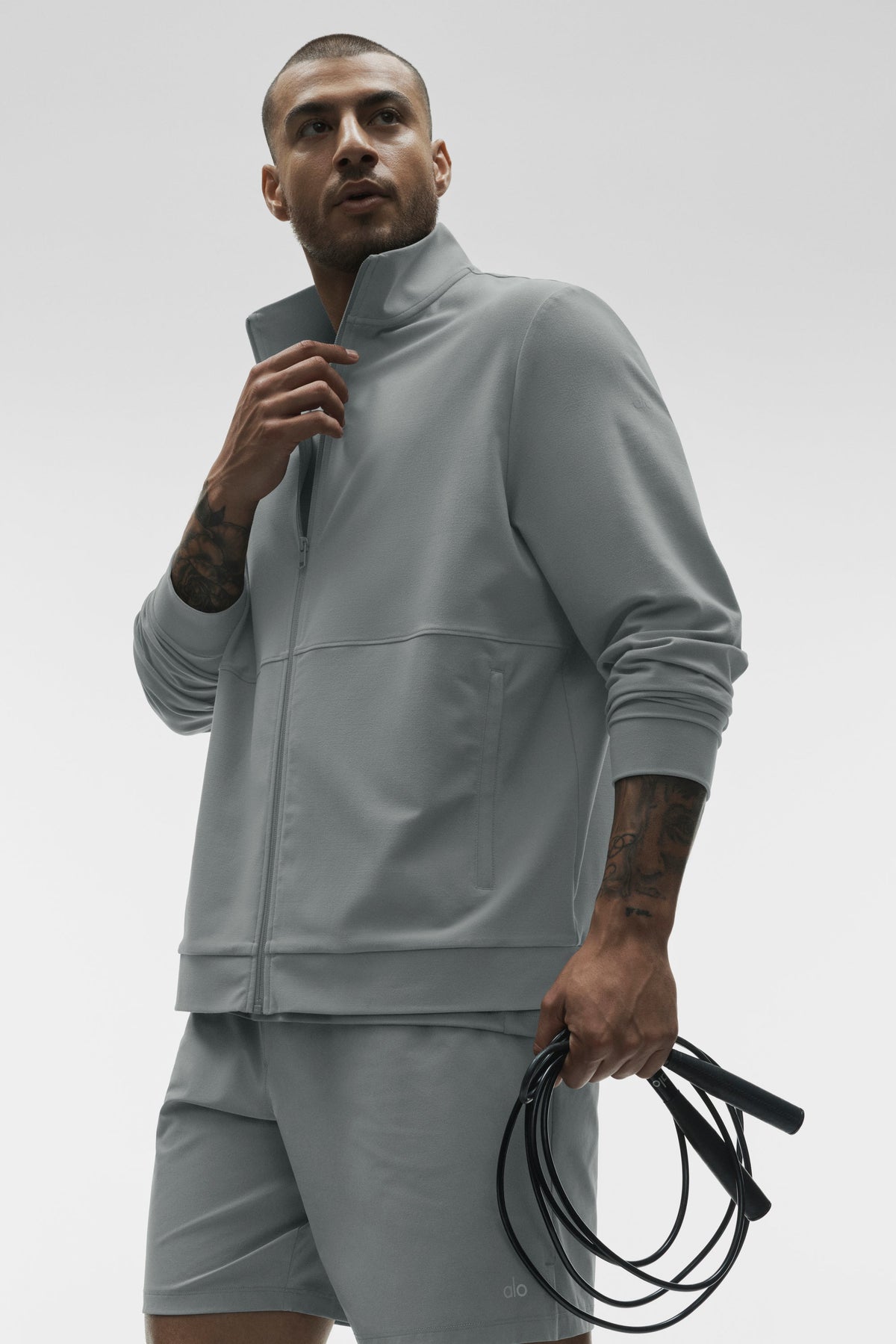 Alo Conquer Max Mock Neck Full Zip Gris Monument - photo 4