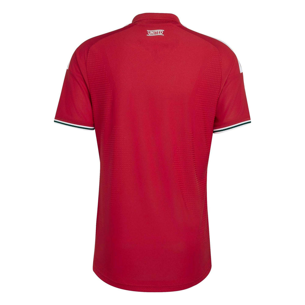 Man United 2026/27 - Verso